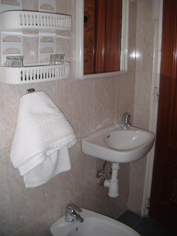 Puerta Del Sol Rooms Madrid Zimmer foto
