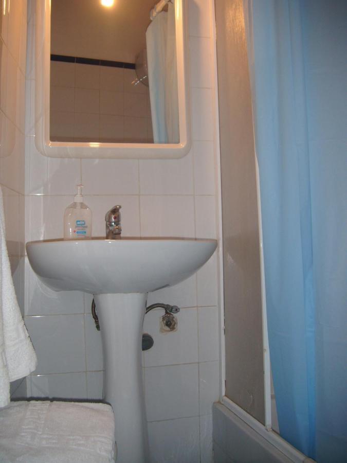 Puerta Del Sol Rooms Madrid Zimmer foto